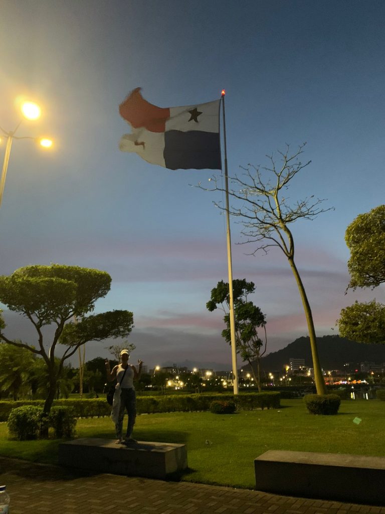 22BF9E89-EFC4-4C7C-B038-5FEE9AB93F73